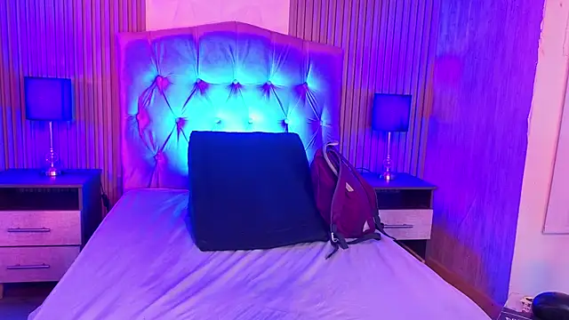 Bonnali lune online show from 03.27.26