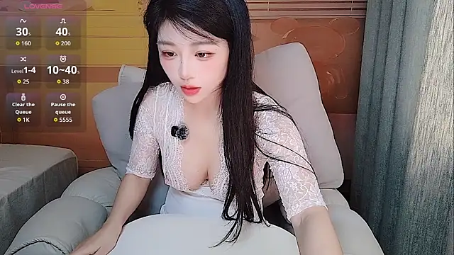 Coco--01 online show from 04.29.26