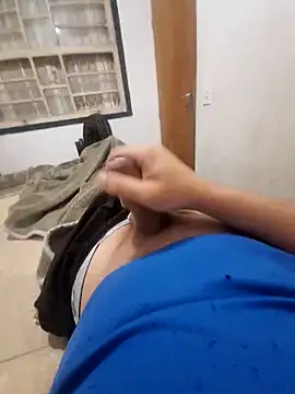 feehzungi0000 online show from 03.31.26