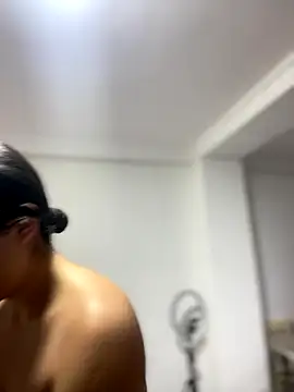 JuanitaMore01 online show from 10.10.25