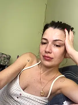 Snapshot of Cute_Erika chatting on 09.23.25 Cute Erika online show from 09.23.25