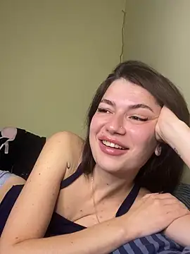 Snapshot of Cute_Erika chatting on 10.12.25 Cute Erika online show from 10.12.25