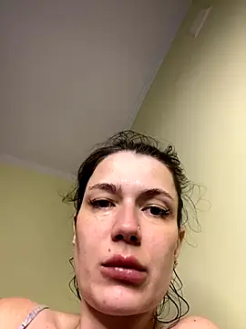 Snapshot of Cute_Erika chatting on 10.16.25 Cute Erika online show from 10.16.25