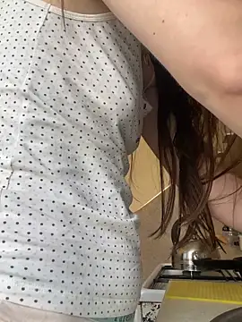 Snapshot of Cute_Erika chatting on 10.22.25 Cute Erika online show from 10.22.25