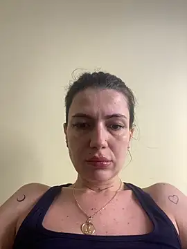 Snapshot of Cute_Erika chatting on 10.31.25 Cute Erika online show from 10.31.25