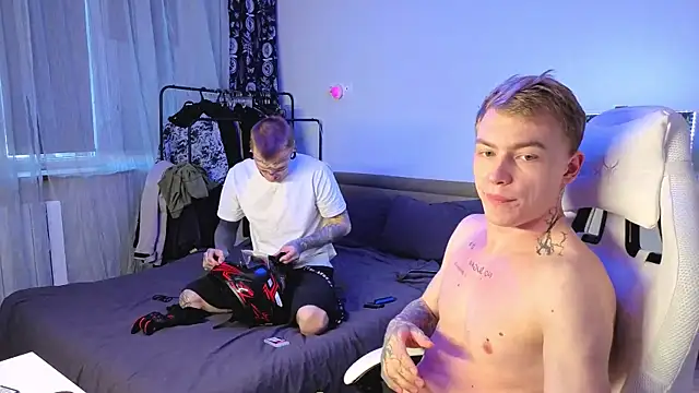 callmealexthx online show from 04.10.26