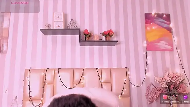 DarkHoneyy online show from 02.20.26