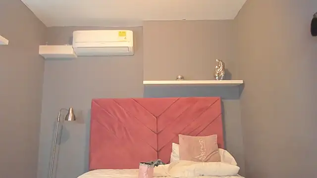 everyh   online show from 11.10.25