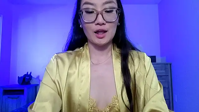 Aliciaz3 online show from 10.06.25