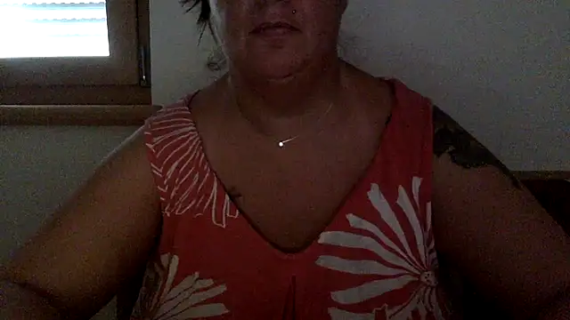 LaReginaNera online show from 06.27.26