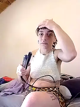 Snapshot of etherconh chatting on 09.22.25 etherconh online show from 09.22.25