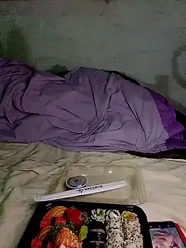 Snapshot of etherconh chatting on 10.18.25 etherconh online show from 10.18.25