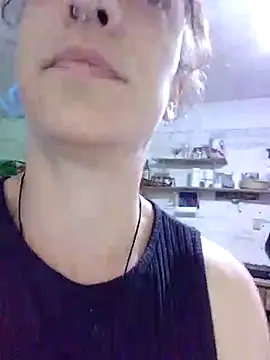 Snapshot of etherconh chatting on 10.20.25 etherconh online show from 10.20.25