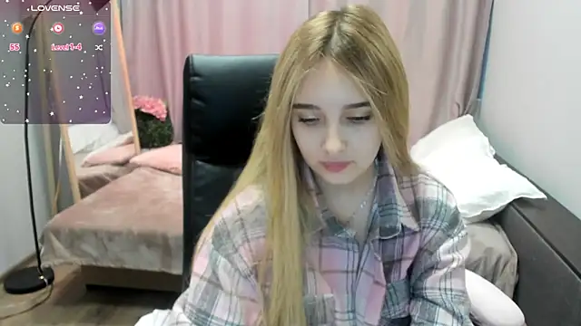 TaisiaHot online show from 03.23.26