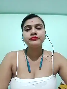 Snapshot of Kavya-Tiwari chatting on 09.13.25 Kavya-Tiwari online show from 09.13.25