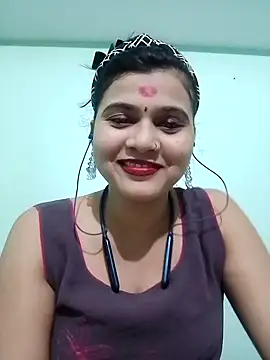 Snapshot of Kavya-Tiwari chatting on 10.05.25 Kavya-Tiwari online show from 10.05.25