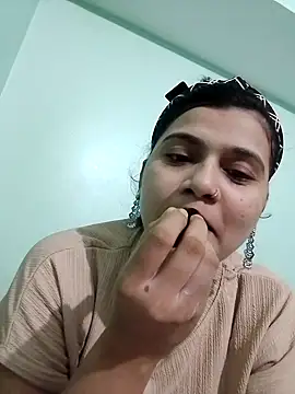 Snapshot of Kavya-Tiwari chatting on 10.07.25 Kavya-Tiwari online show from 10.07.25