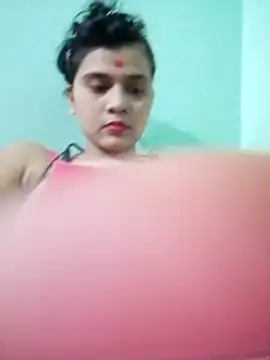Snapshot of Kavya-Tiwari chatting on 05.31.26 Kavya-Tiwari online show from 05.31.26