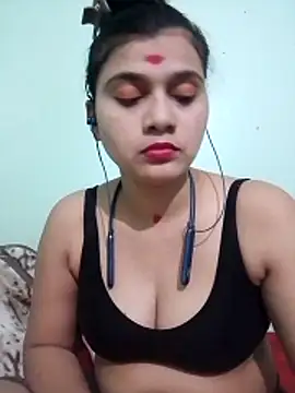 Snapshot of Kavya-Tiwari chatting on 06.02.26 Kavya-Tiwari online show from 06.02.26