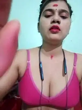 Snapshot of Kavya-Tiwari chatting on 06.05.26 Kavya-Tiwari online show from 06.05.26