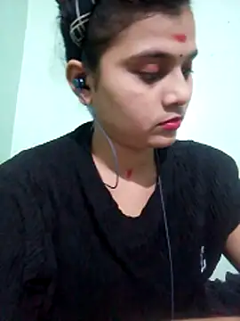 Snapshot of Kavya-Tiwari chatting on 06.22.26 Kavya-Tiwari online show from 06.22.26
