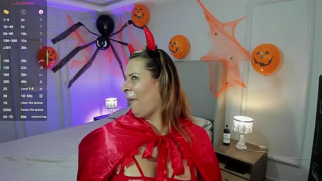 Scarley online show from 10.31.25