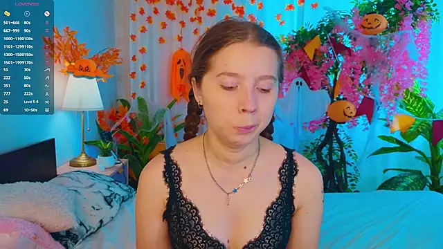 CatherineRichards online show from 10.21.25