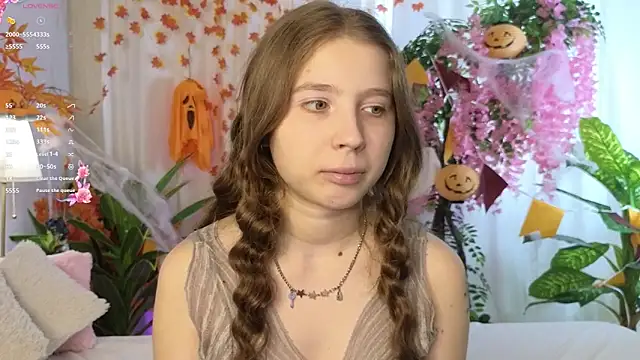 CatherineRichards online show from 10.27.25