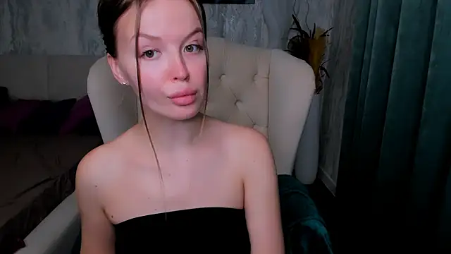 LaurennHill online show from 10.13.25