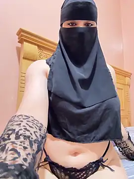  Laiali  online show from 04.23.26