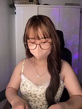 Meowyeuk6 online show from 05.23.26