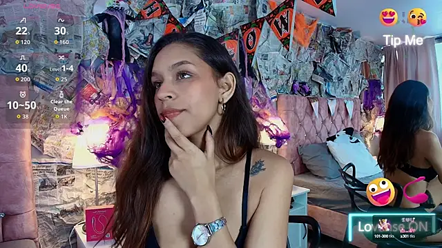 Snapshot of ambersweet_ls chatting on 10.17.25 ambersweet ls online show from 10.17.25