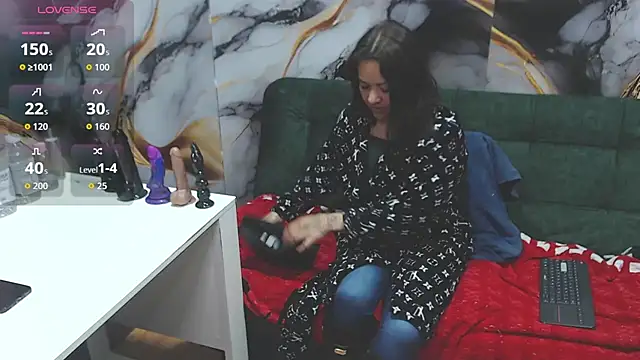  Alicehills33 online show from 10.09.25