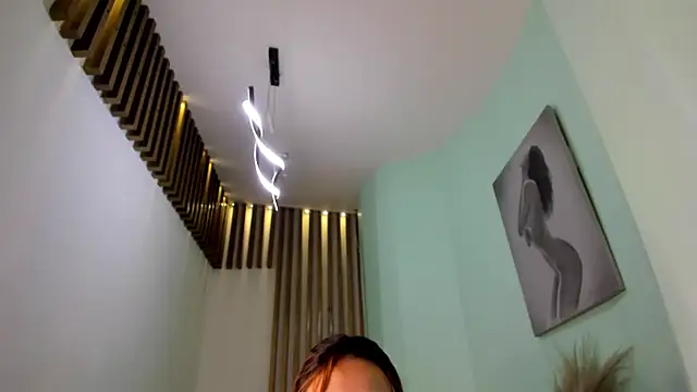 MacarenaRosse online show from 10.02.25