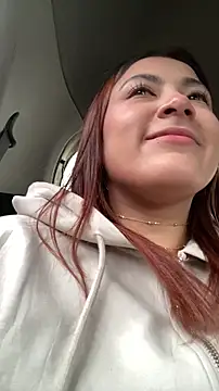 MacarenaRosse online show from 12.22.25