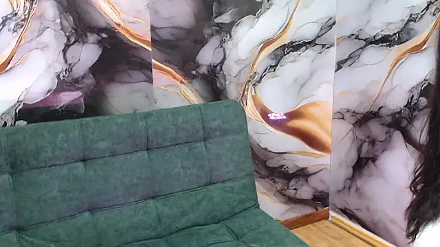 Snapshot of Sammy_fox23 chatting on 10.02.25 Sammy fox23 online show from 10.02.25