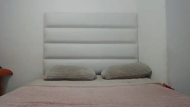 SexyNonnyy online show from 04.28.26