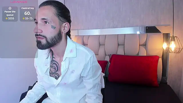 Hisoka 011 online show from 02.07.26