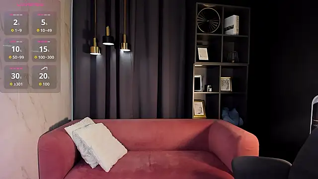 Julia Giulia online show from 03.26.26