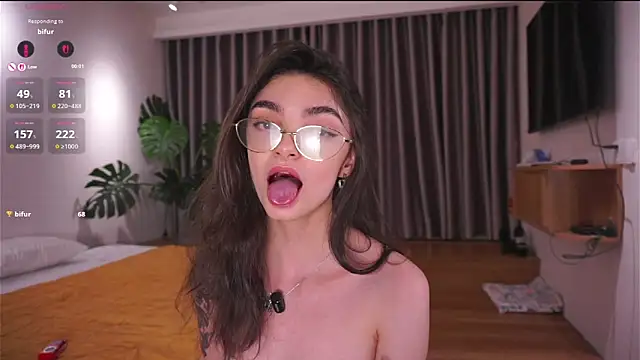 Morena Dolce online show from 02.13.26