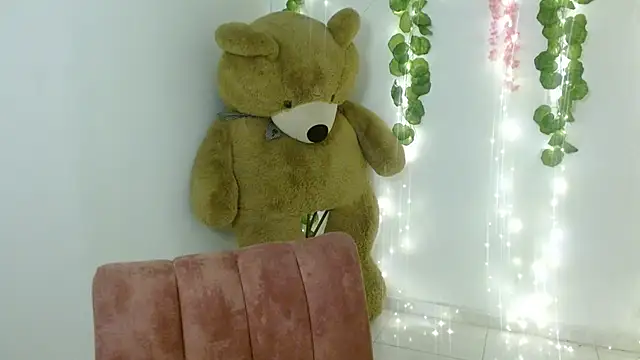 Snapshot of lucy1609 chatting on 09.27.25 lucy1609 online show from 09.27.25