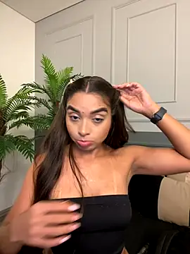 AnnyVega  online show from 11.22.25