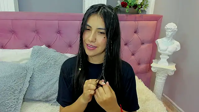 miel latina online show from 04.14.26