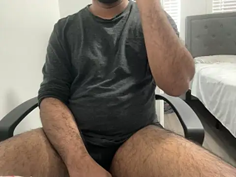 Snapshot of HothairyBoy2 chatting on 02.02.26 HothairyBoy2 online show from 02.02.26