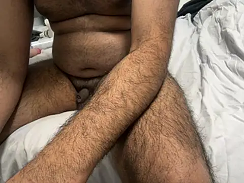 Snapshot of HothairyBoy2 chatting on 02.05.26 HothairyBoy2 online show from 02.05.26