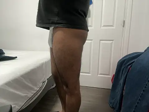 Snapshot of HothairyBoy2 chatting on 02.18.26 HothairyBoy2 online show from 02.18.26