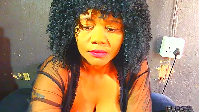 Augustine-Blooomxx online show from 11.14.25