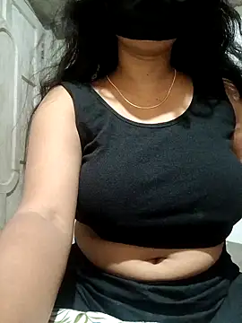 DiyaRoy49 online show from 10.05.25