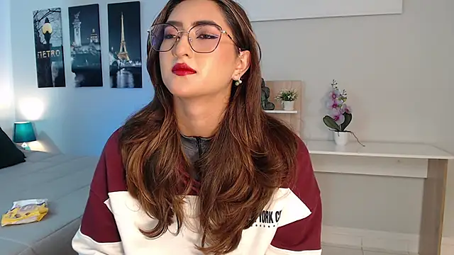 madame lottie online show from 09.13.25