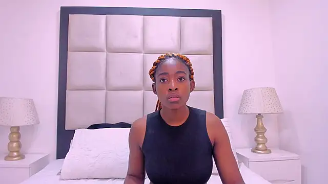 AdrianaCampbelll online show from 09.12.25